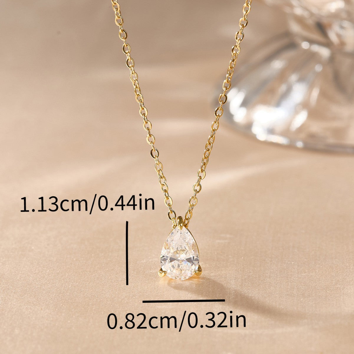 Designer Women's Lightweight Luxury Versatile Necklace Accessories
