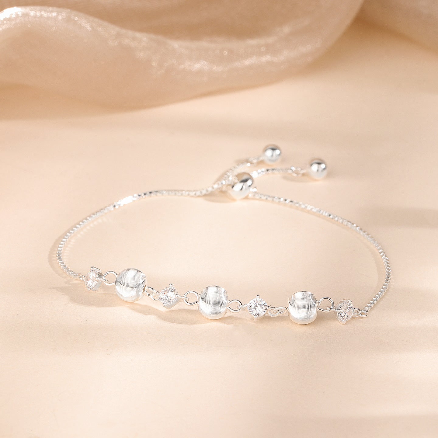 Niche-designed Minimalist Luxury Adjustable Pull-out Bracelet